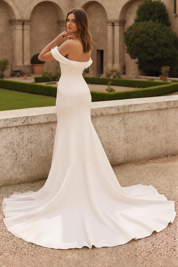Robe de mariée simple ivoire à épaules dénudées sirène Sweep Train